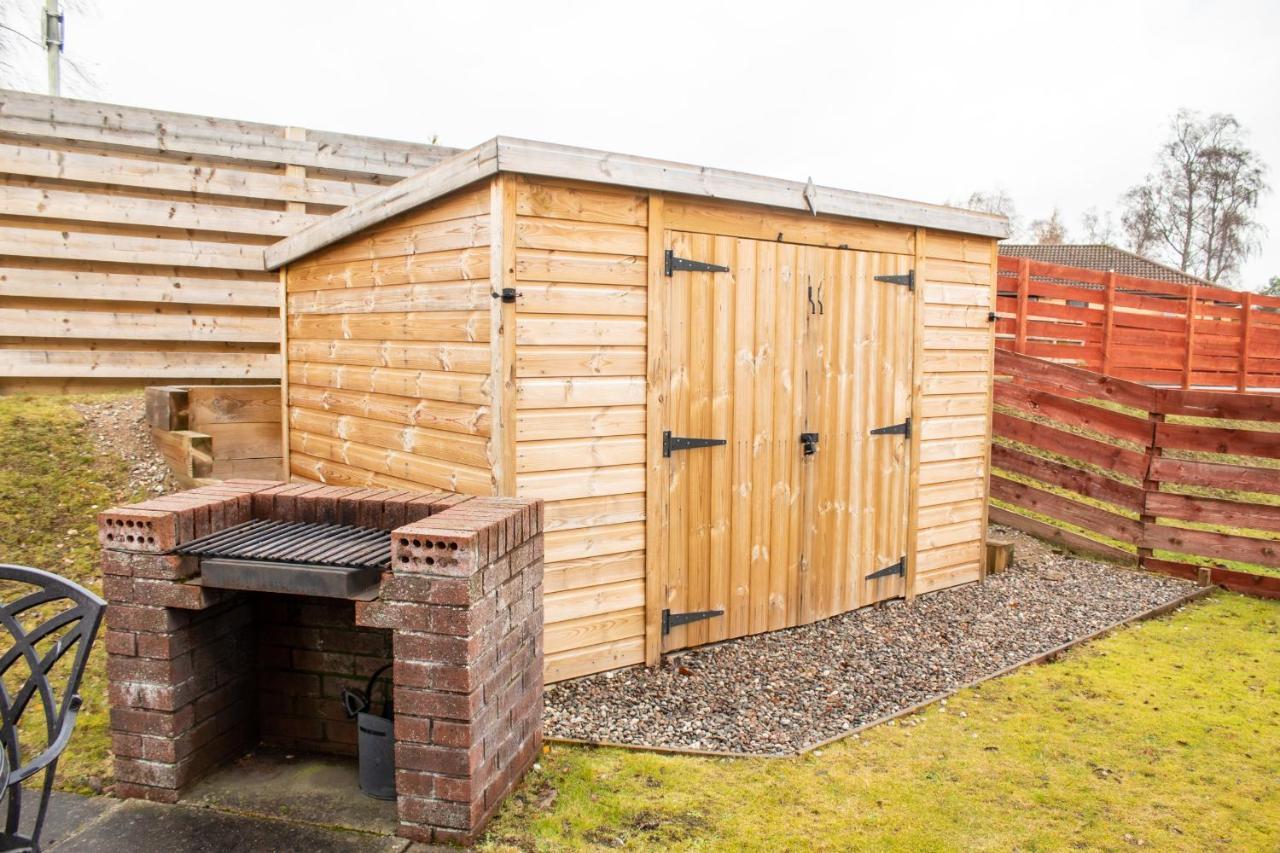 Pine Marten Cottage - Aviemore Luaran gambar